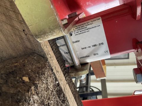 [3571-6391293-9.jpg]