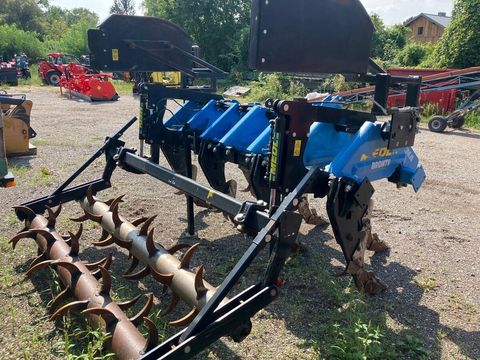 [3571-6478460-11.jpg]