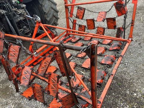 [3571-6478469-7.jpg]