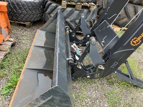 [3571-6481720-2.jpg]