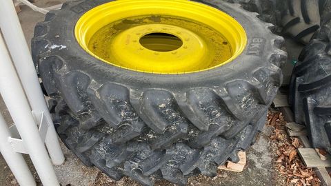 [3571-6499679-12.jpg]