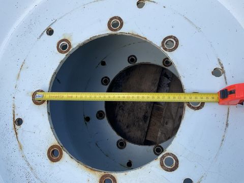 [3571-6578800-12.jpg]