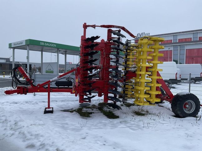 [3571-6628495-0_1.jpg]