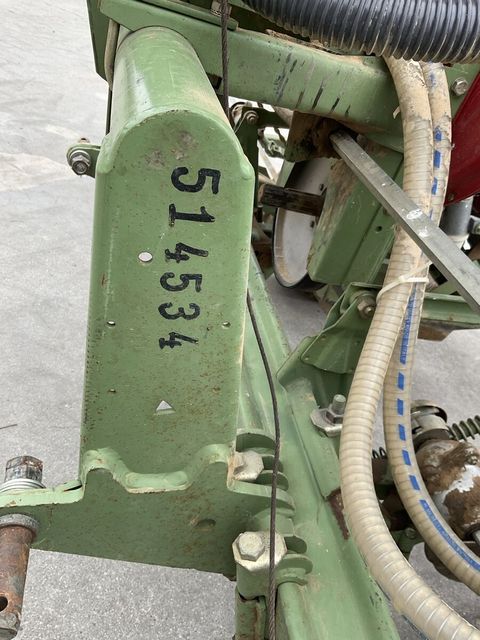 [3571-6769307-11.jpg]