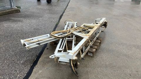 [3571-7137207-1.jpg]