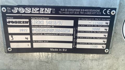 [3592-4697899-12.jpg]