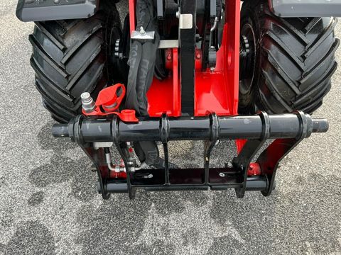 [3592-5562373-22.jpg]