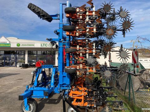 [3592-5795899-4.jpg]