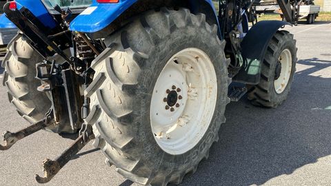 [3592-6029822-12.jpg]