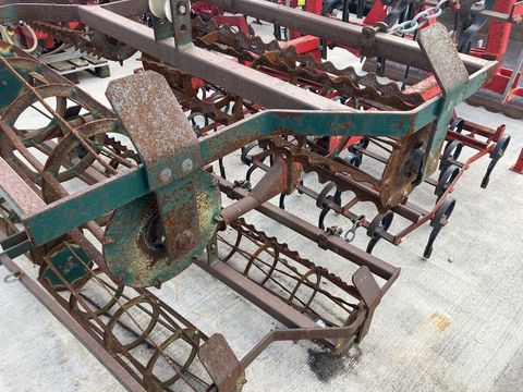 [3592-6390264-2.jpg]