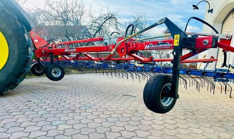 [3592-6768993-3.jpg]