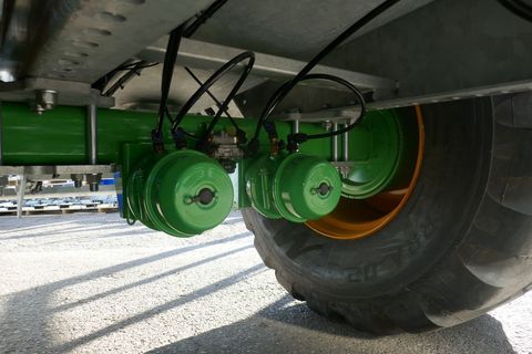 [3600-3512128-13.jpg]