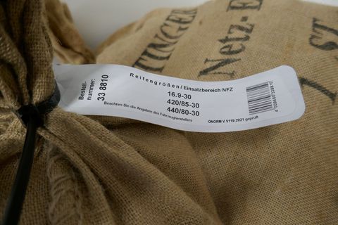 [3600-4032445-2.jpg]