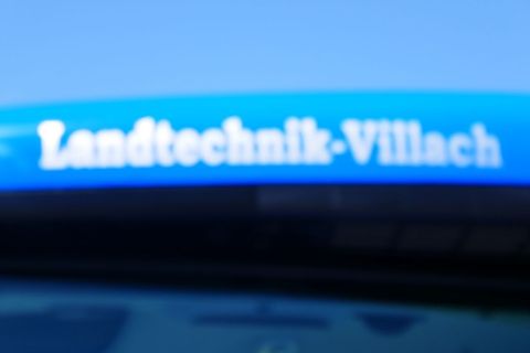 [3600-4241373-14.jpg]
