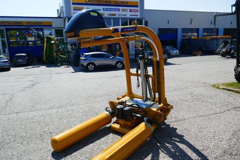[3600-4397514-5.jpg]
