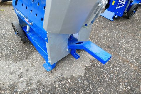 [3600-4635958-9.jpg]