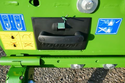[3600-5383890-6.jpg]