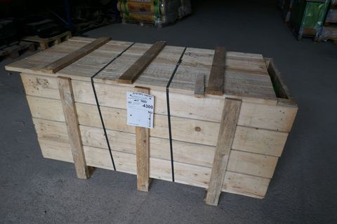 [3600-5524672-7.jpg]