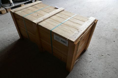 [3600-5559601-7.jpg]