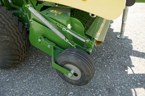 [3600-5581642-13.jpg]