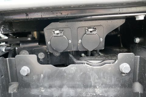 [3600-5606518-8.jpg]