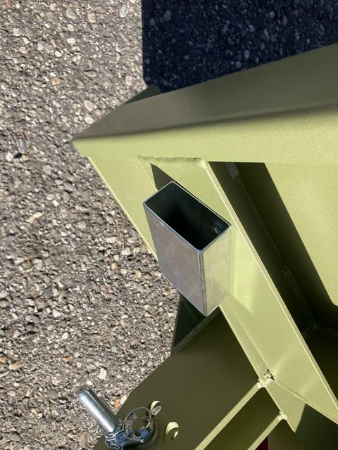 [3600-5611364-4.jpg]