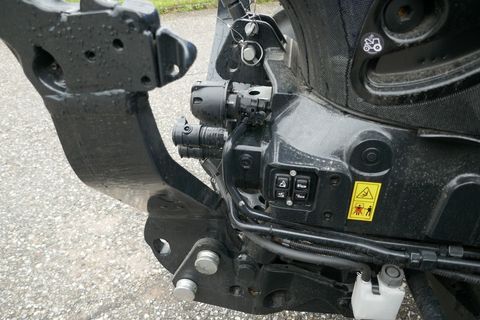 [3600-5615652-7.jpg]