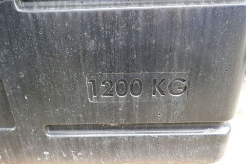 [3600-5638846-1.jpg]
