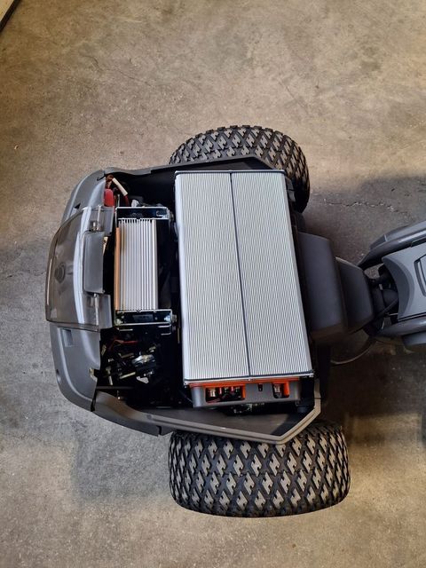 [3600-5646134-7.jpg]