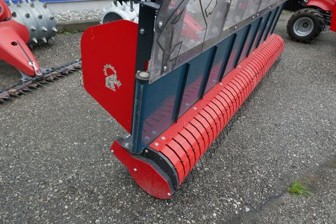 [3600-5651437-5.jpg]