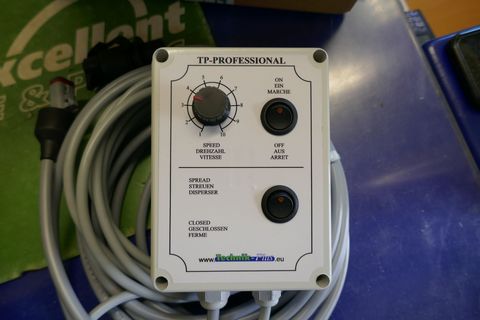 [3600-5661431-4.jpg]