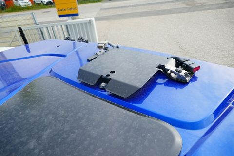 [3600-5785276-7.jpg]