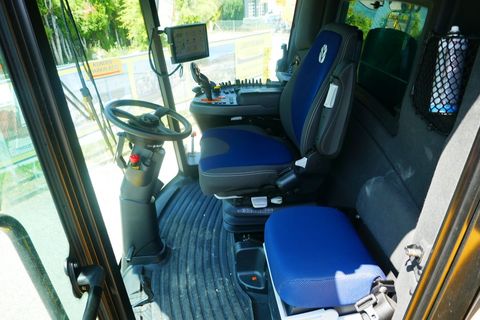[3600-5806705-18.jpg]