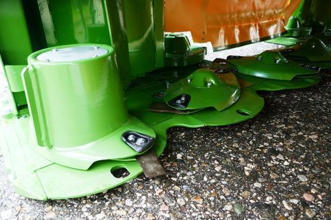 [3600-5947324-2.jpg]