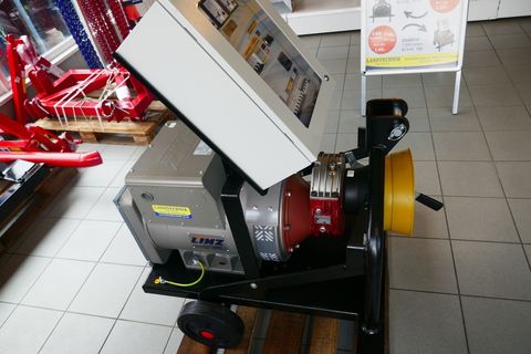 [3600-5956728-10.jpg]
