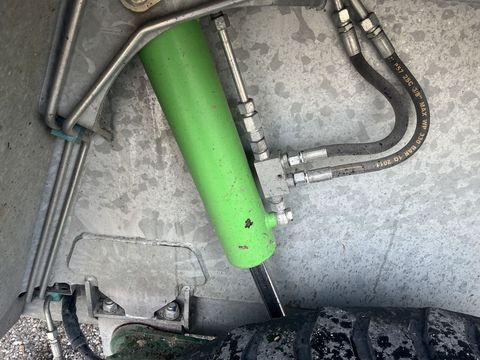 [3600-6006808-7.jpg]