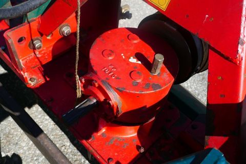 [3600-6068985-6.jpg]