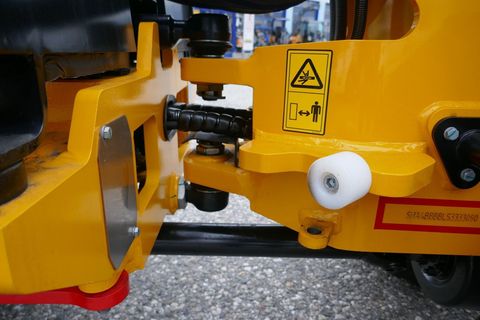 [3600-6243399-10.jpg]