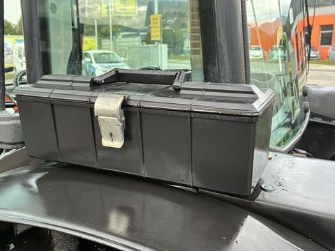 [3600-6293877-10.jpg]