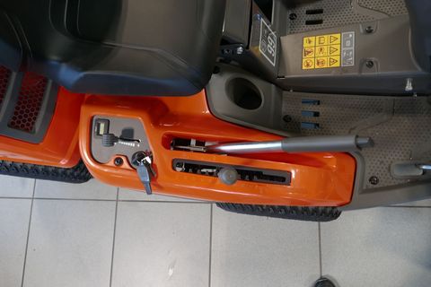 [3600-6299957-3.jpg]