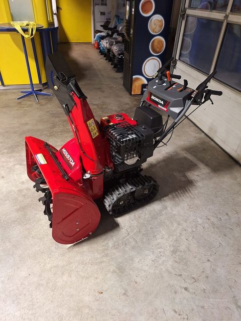 [3600-6381349-7.jpg]