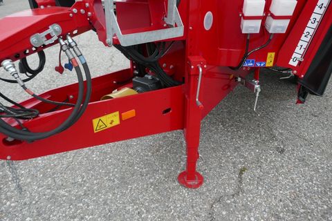 [3600-6386476-4.jpg]