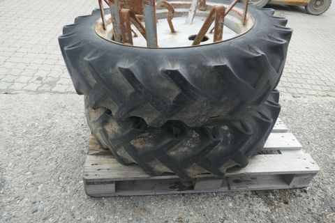 [3600-6391399-5.jpg]