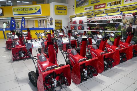 [3600-6391450-9.jpg]