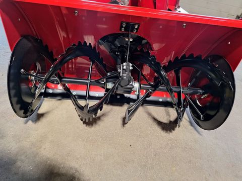 [3600-6430478-7.jpg]