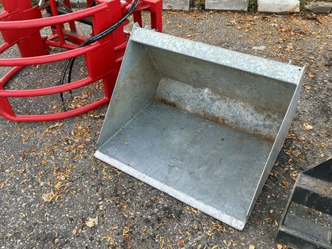 [3600-6440681-6.jpg]