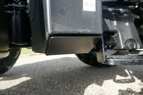 [3600-6448544-16.jpg]