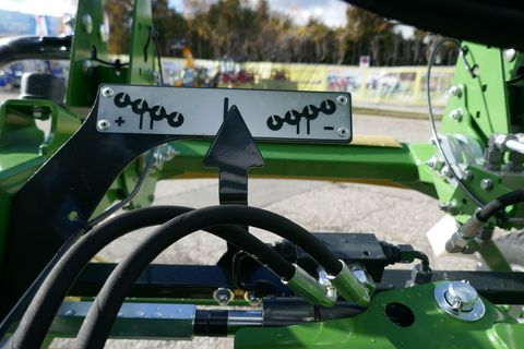 [3600-6455010-12.jpg]