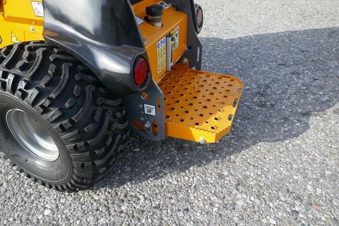 [3600-6459018-8.jpg]