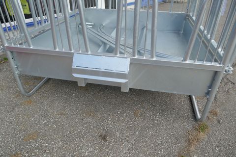 [3600-6470291-5.jpg]